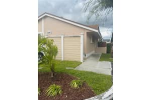 15695 SW 76th Ln, Miami, FL 33193, Sold 03/20/25