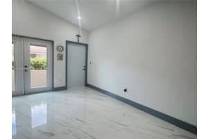 15695 SW 76th Ln, Miami, FL 33193, Sold 03/20/25