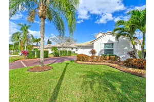 3724 Coco Lake Dr, Coconut Creek, FL 33073, Sold 04/11/25