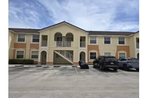 1656 Se 29th Ct 102, Homestead