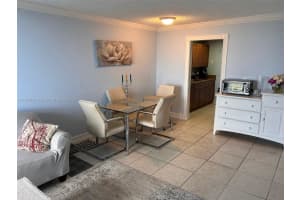2350 NE 135th St APT 903, North Miami, FL 33181, - MLS#A11736861