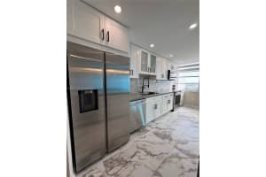 18081 Biscayne Blvd APT 1501, Aventura, FL 33160, Sold 05/06/25