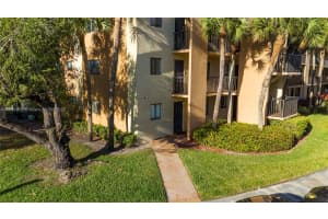 7322 Ashmont Cir, Tamarac, FL 33321, Sold 05/15/25