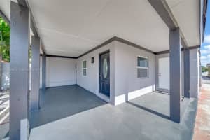 19405 NW 47th Ave, Miami Gardens, FL 33055, Sold 04/17/25