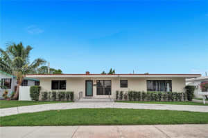1704 Rodman St, Hollywood
