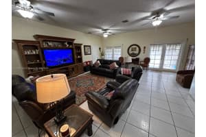 456 Palmetto Dr, Miami Springs, FL 33166, Sold 04/17/25