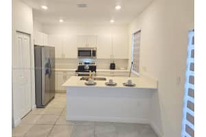 2669 SE 10th St, Homestead, FL 33035, Sold 07/29/25