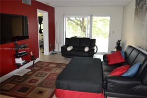 15201 Sw 80th St 207, Miami