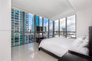 1100 Biscayne Blvd 1906, Miami