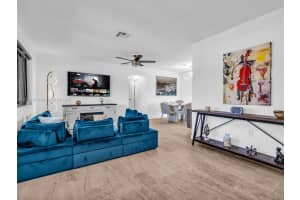 7720 NW 14th St, Pembroke Pines, FL 33024, Sold 03/06/25