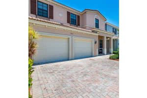 19115 NE 8th Ct, Miami, FL 33179, Sold 07/15/25