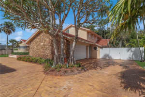 10341 SW 144th St, Miami, FL 33176, Sold 05/12/25