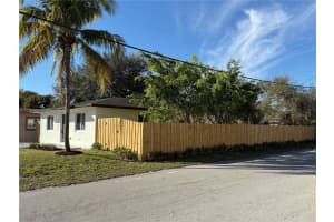 2201 NW 6th Ct, Fort Lauderdale, FL 33311, Sold 09/12/25