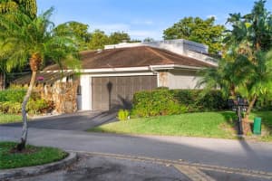 72 Ivy Rd, Hollywood, FL 33021, Sold 03/13/25