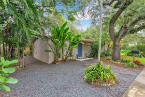 6303 SW 69th St, South Miami, FL 33143, Sold 07/11/25