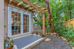 6303 SW 69th St, South Miami, FL 33143, Sold 07/11/25