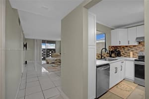 406 NW 68th Ave, Plantation, FL 33317, Sold 03/20/25