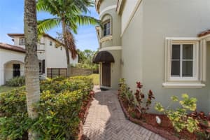 2256 SE 2nd St, Homestead, FL 33033, Sold 04/29/25