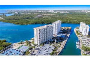 300 Bayview Dr APT 1112, Sunny Isles Beach, FL 33160, - MLS#A11737562