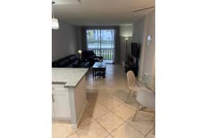 6707 Nw 169th St A101, Hialeah