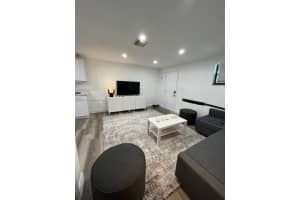 777 SW 9th Ave APT 406, Miami, FL 33130, Sold 04/04/25