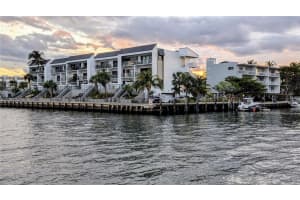 4000 NE 168th St, Miami, FL 33160, Sold 03/12/25