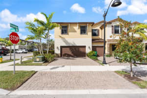 4735 Caspian Way, Davie, FL 33314, Sold 04/22/25