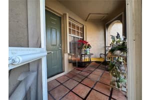 8886 SW 3rd St, Pembroke Pines, FL 33025, Sold 05/30/25