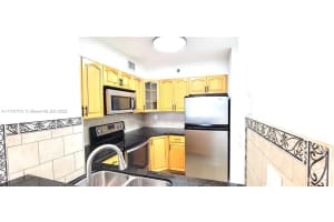 501 SW 1st St, Miami, FL 33130, Sold 03/27/25