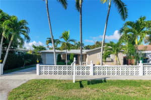 617 Ne 2nd Pl, Dania Beach