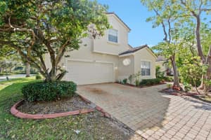 7450 Nw 21st Pl Pembroke Pines, FL 33024 - MLS#A11737807