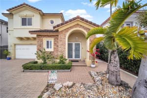 15606 Sw 9th Ln, Miami