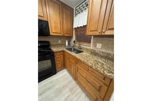 8101 Sunrise Lakes Dr W Apt 309, Sunrise, FL 33322, Sold 10/31/25
