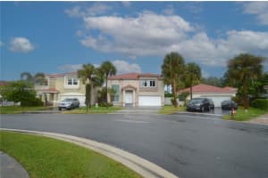 20 Gables Blvd, Weston, FL 33326, Sold 05/30/25