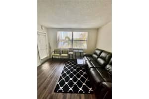 752 Executive Center Dr APT 37, West Palm Beach, FL 33401, - MLS#A11737915
