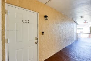 13785 SW 66th St, Miami, FL 33183, Sold 07/07/25