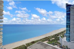 6365 Collins Ave 2007, Miami Beach
