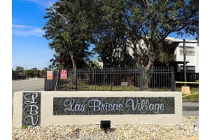 10155 NW 9th St Cir, Miami, FL 33172, Sold 04/07/25