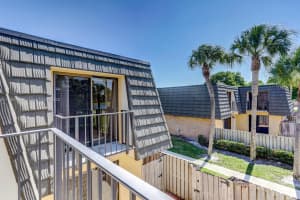 627 6th Way, West Palm Beach, FL 33407, Sold 04/01/25