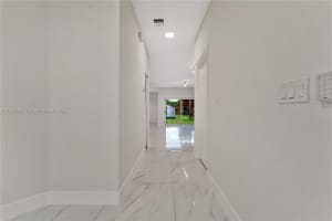 2824 NW 11th St, Fort Lauderdale, FL 33311, Sold 03/14/25