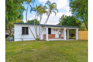 600 NW 13th St, Homestead, FL 33030, Sold 05/27/25