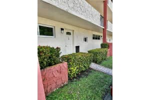 411 S Hollybrook Dr 105, Pembroke Pines