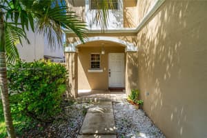 15260 SW 46th Ct, Miramar, FL 33027, Sold 05/05/25