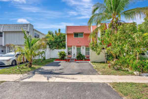 970 SW 80th Ave, North Lauderdale, FL 33068, Sold 04/14/25