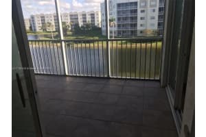 10700 NW 66th St, Doral, FL 33178, Sold 06/23/25