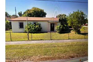 7500 SW 39th St, Miami, FL 33155, Sold 06/03/25