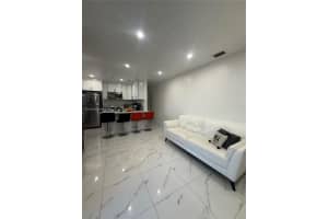 7500 SW 39th St, Miami, FL 33155, Sold 06/03/25