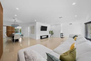 1144 Adams St, Hollywood, FL 33019 - MLS#A11738496