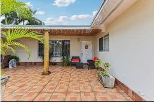 8365 SW 4th St, Miami, FL 33144, Sold 04/17/25