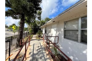 800 NW 6th Ave, Pompano Beach, FL 33060 - MLS#A11738577